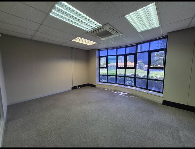 514M² OFFICE TO LET IN SANDTON CENTRAL